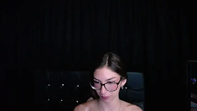 Chat +18 de emily_34_ ao vivo