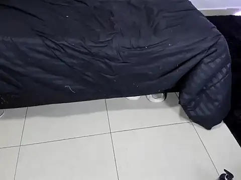 Chat XXX en directo de Atenis_thompson