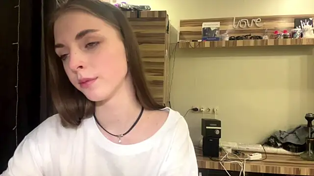 PollyDream Adlı Modelin Canlı XXX Sohbeti