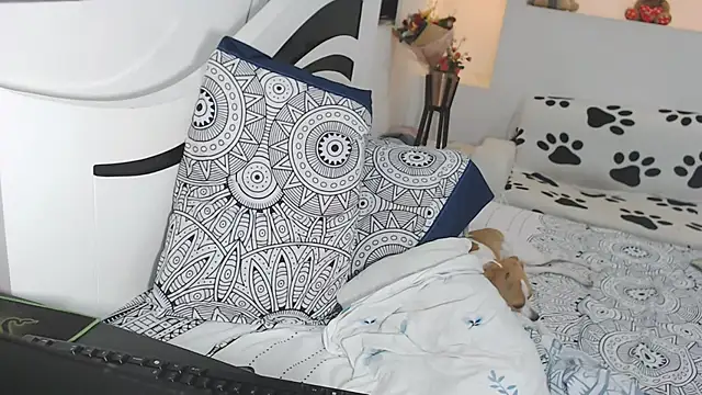 yina-rosse Webcam-Show