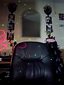 NikkiBlisss Chat XXX live