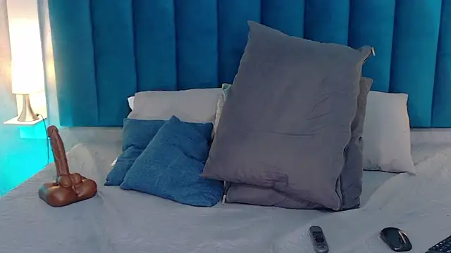 แชท XXX สดของ Madisonsmiith