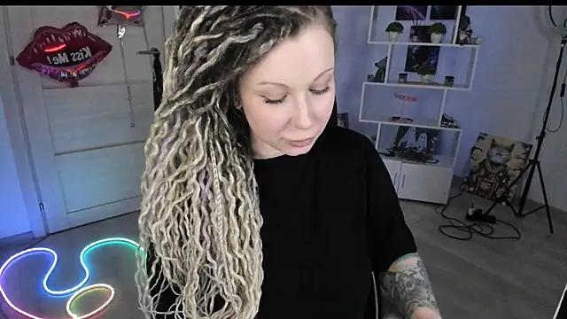 HoneySallyMoore Chat XXX live