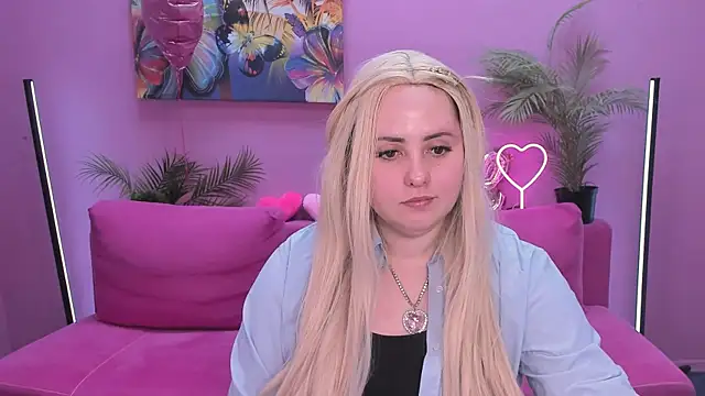 Chat +18 de Hennessy_bunny ao vivo