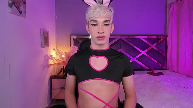 Cherry_zayden_: διαδικτυακό σόου στην κάμερα