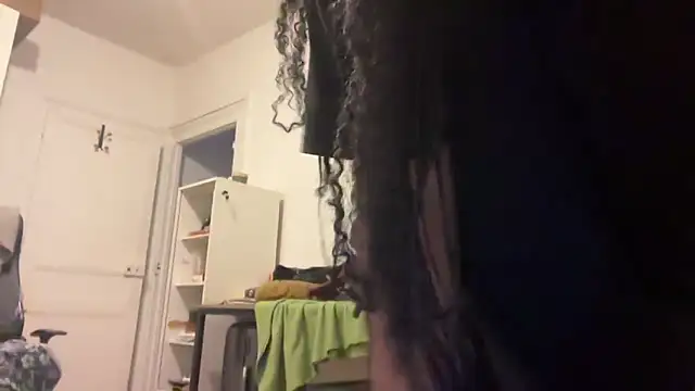 Chat +18 de nanaisbackk ao vivo