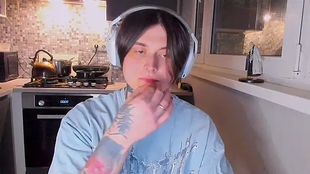 Pertunjukan Kamera Web _torfin_