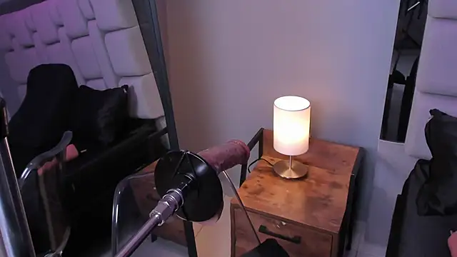 XXX chat uživo modela Amy_whittee