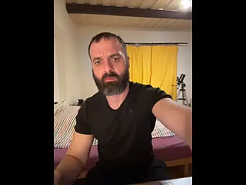 DamonSalvatore2 Adlı Modelin Canlı XXX Sohbeti