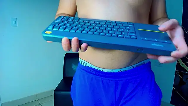 XXX chat uživo modela uncontrolled_fire