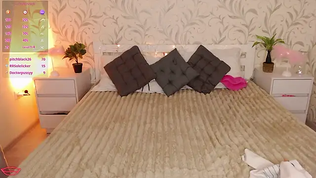 b1ushf1owerrn Live XXX chat