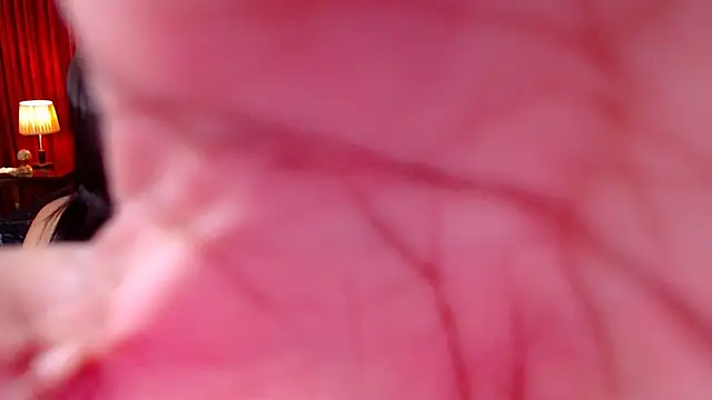 SeductiveTiara Show Webcam