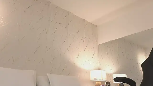 ava_blue 现场XXX聊天