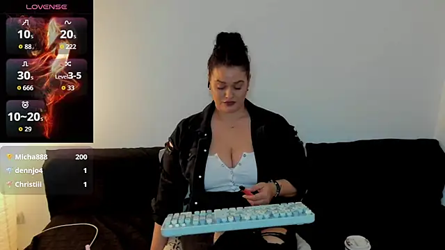 Laura_sinner: онлайн-секс-чат