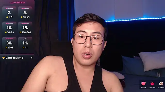 andrewmhilton_ Adlı Modelin Web Kamerası Şovu