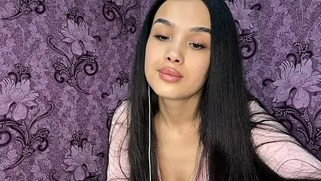 AylinBlush's Live XXX Chat