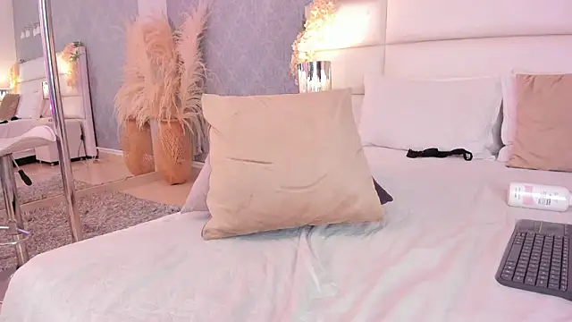 Celeste_Amber: απευθείας συνομιλία ΧΧΧ