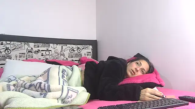 Meghanhn Live XXX chat