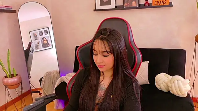 EmmyEvans1 – Live XXX-chat