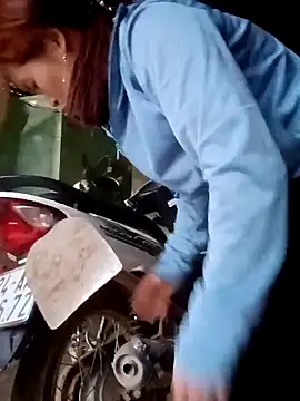 XXX chat uživo modela nangmo