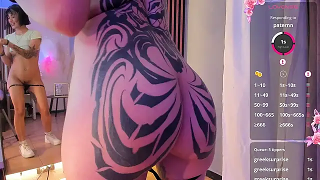 Онлайн чат XXX La_Diabla_111_