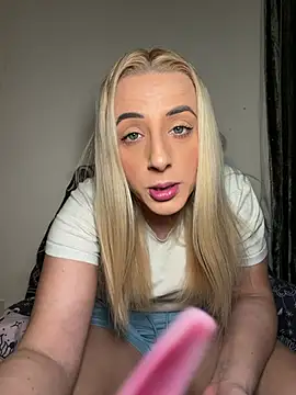 Strongqueen Chat XXX live