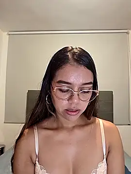 Andrea-QueenのライブXXXチャット