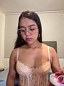 Andrea-Queen Obrolan Langsung XXX