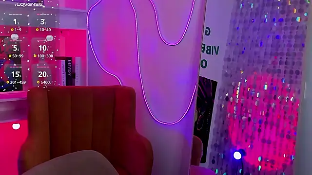 StephanieSweety 现场XXX聊天