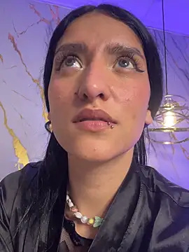 Chatroom XXX en direct de Scaarlettfox