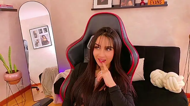 Živý XXX chat EmmyEvans1