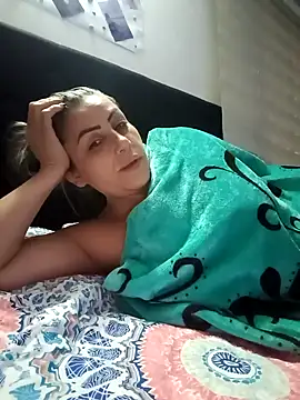 maynor_1998 Adlı Modelin Canlı XXX Sohbeti