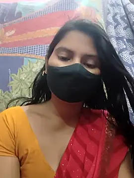 Miss_Aayushi: διαδικτυακό σόου στην κάμερα