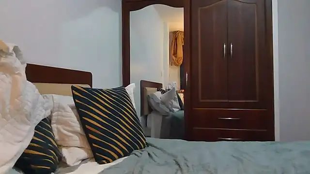 mindymiaw: онлайн-секс-чат