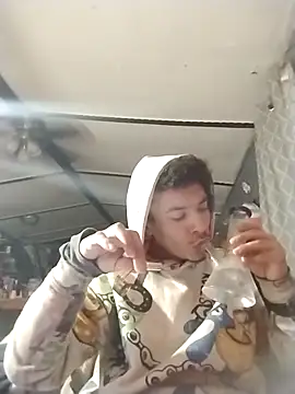 spooky425hd Show in webcam