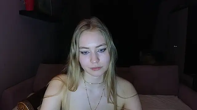 AmazovaAny: онлайн-секс-чат