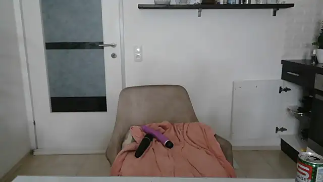 hexe40002 Adlı Modelin Web Kamerası Şovu