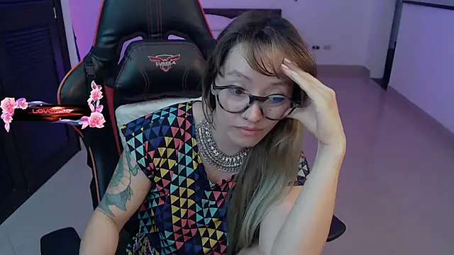 pink-2022 Live XXX-Chat