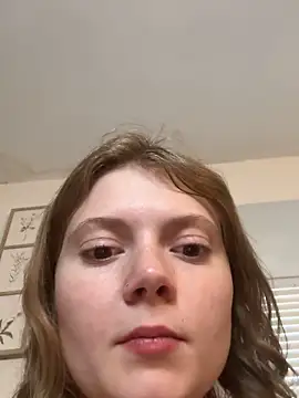 Lucyisdancin 在線直播表演