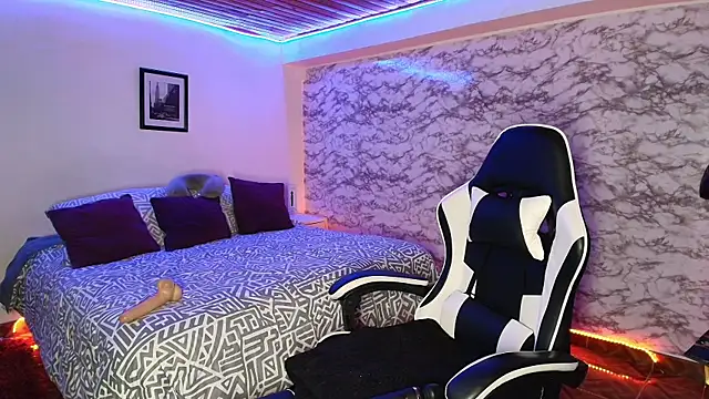 Camila_IRoose লাইভ XXX চ্যাট