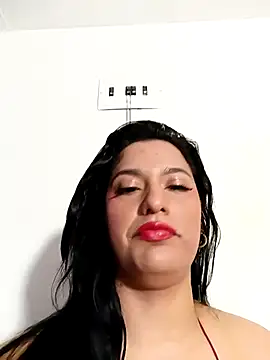 XXX chat uživo modela KorinaKovaa