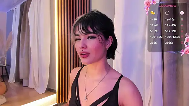 XXX chat uživo modela La_Diabla_111_