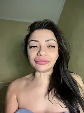 Layana_Ro Live XXX-chat