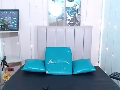 casandraroberthrs707n Live XXX chat