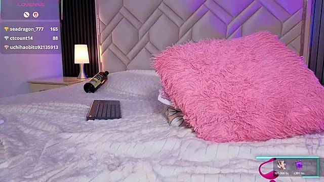 MiaaFarrel: онлайн-секс-чат