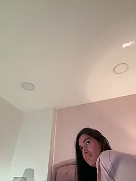 Bella__Wood Webcam Show