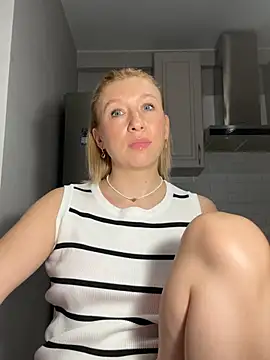 XXX chat uživo modela Kittie_Valentine