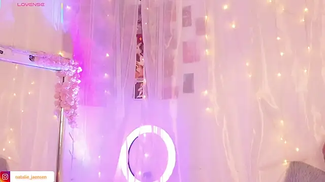 Show modela natalie_jaensen na web-kameri