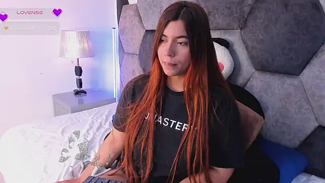 DulceJones élő XXX-chatje