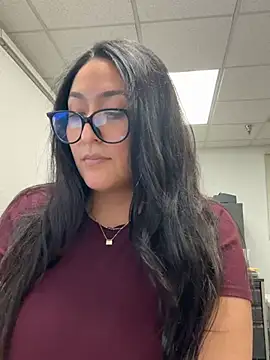 Goddessxxrosexx 现场XXX聊天